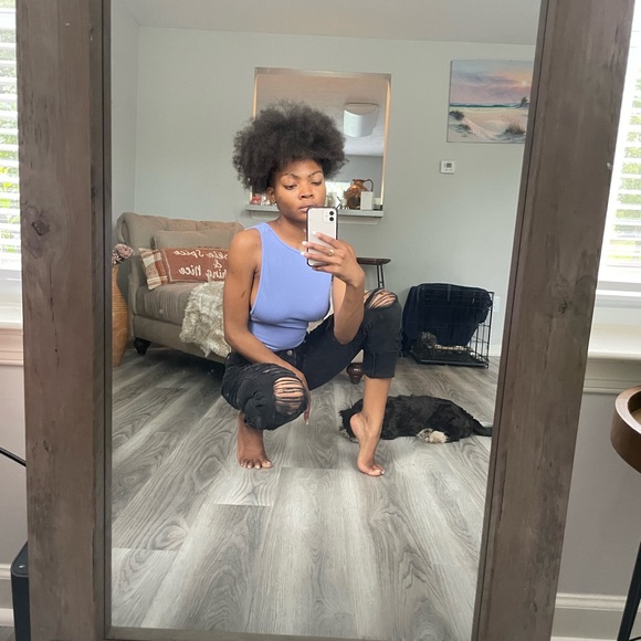 Super Distressed Black Skinny Jeans - Picture 10 of 11